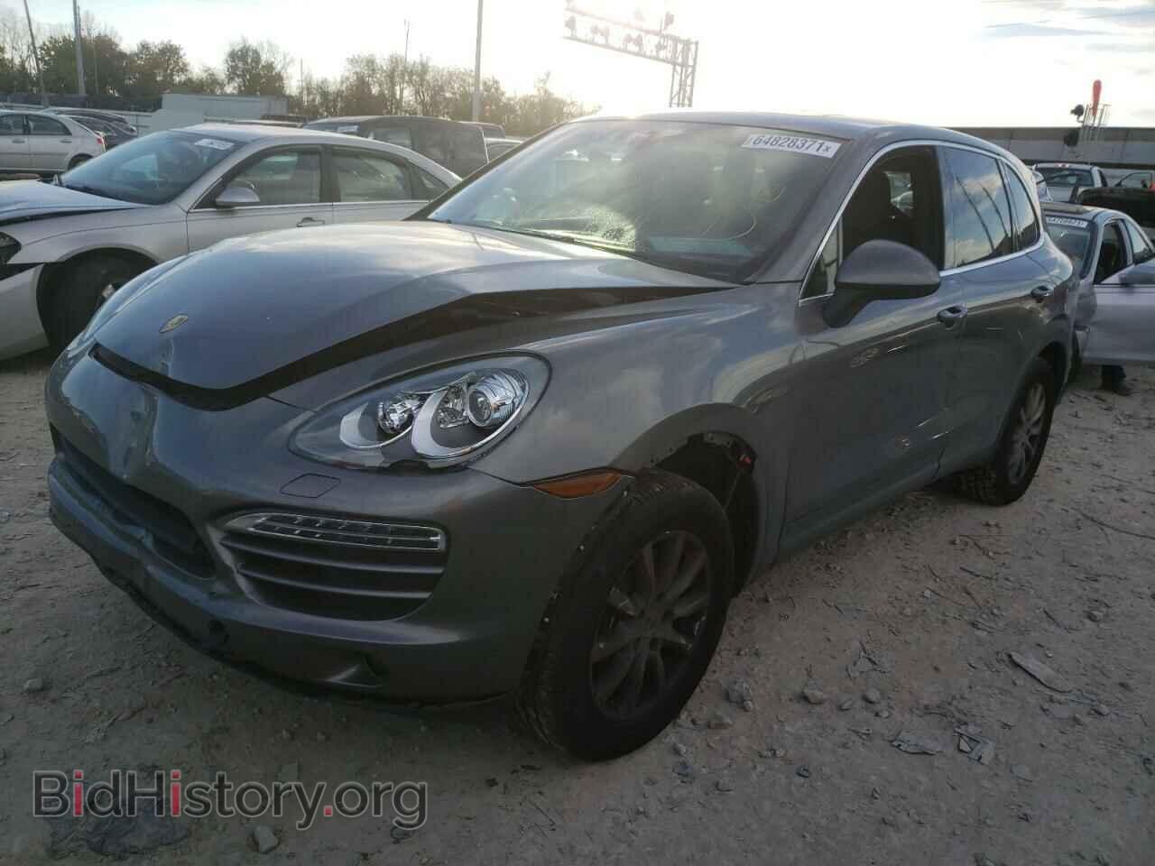2011 PORSCHE CAYENNE - VIN: WP1AA2A24BLA10057 - Photo 2