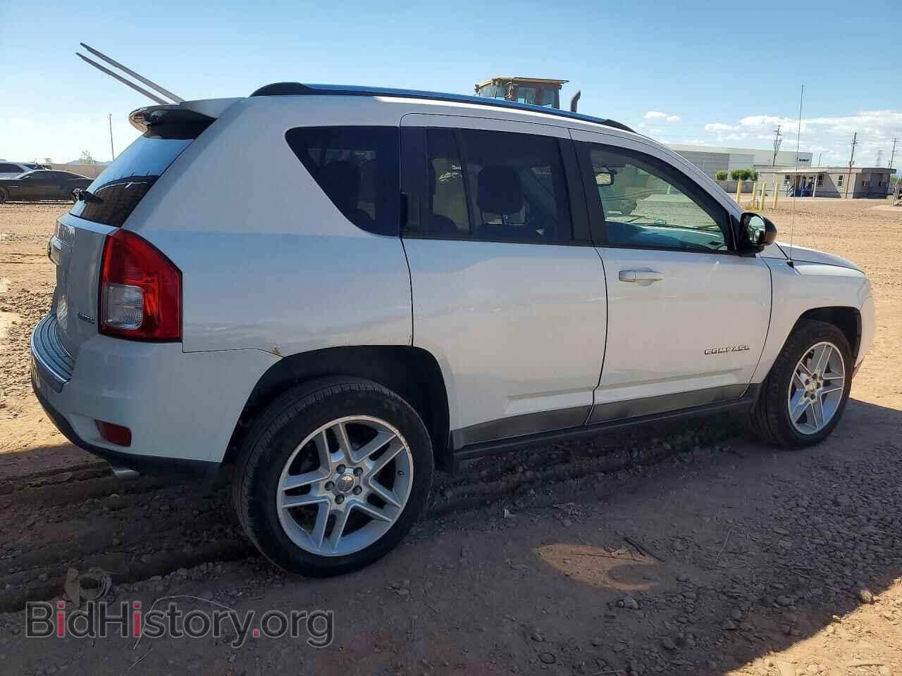 2011 JEEP COMPASS - VIN: 1J4NT5FB0BD137688 - Photo 3