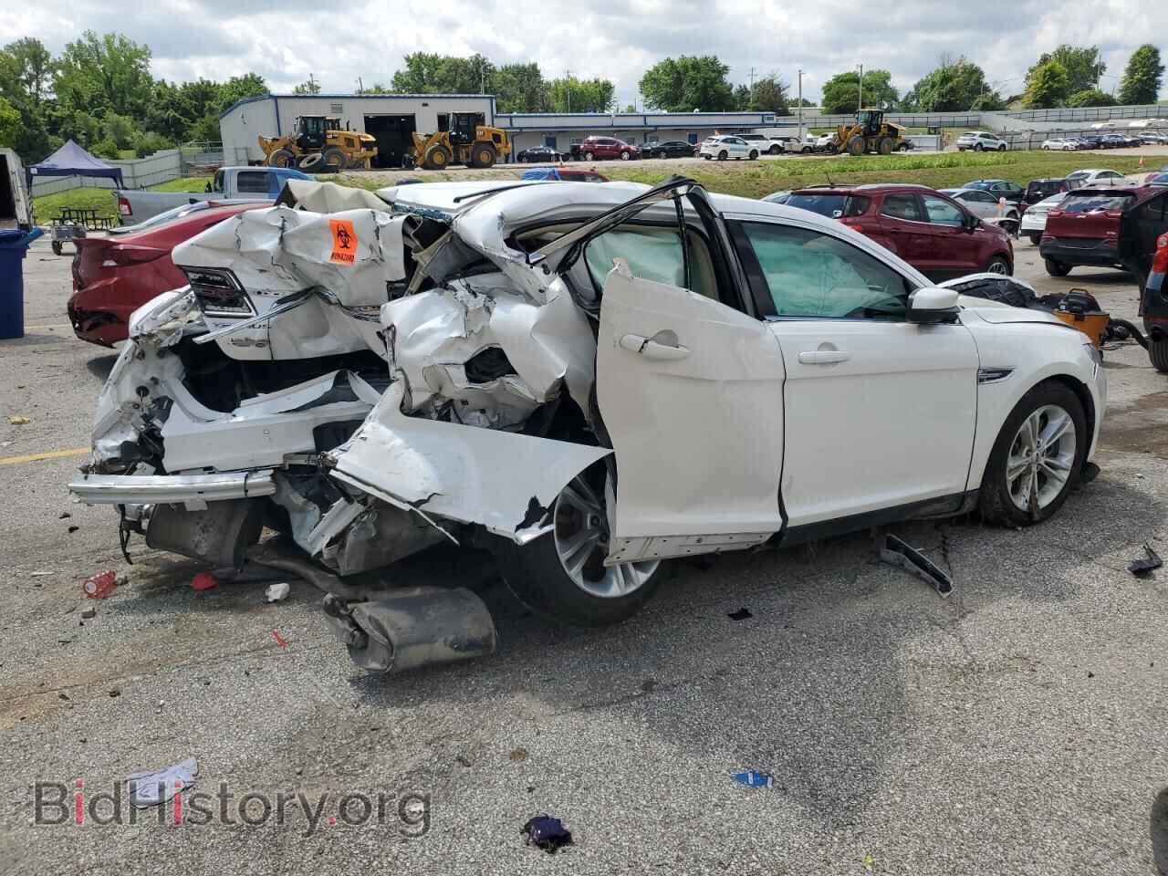 2014 FORD TAURUS - VIN: 1FAHP2E84EG123636 - Фото 3