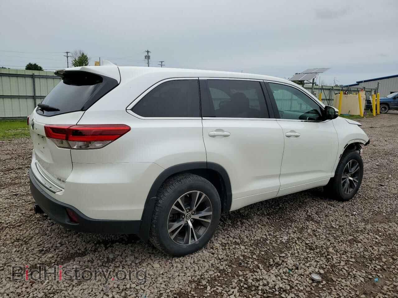 2018 TOYOTA HIGHLANDER - VIN: 5TDBZRFH9JS875575 - Фото 3