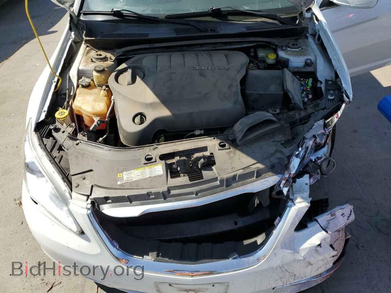 2013 CHRYSLER 200 - VIN: 1C3CCBBG0DN528211 - Photo 11