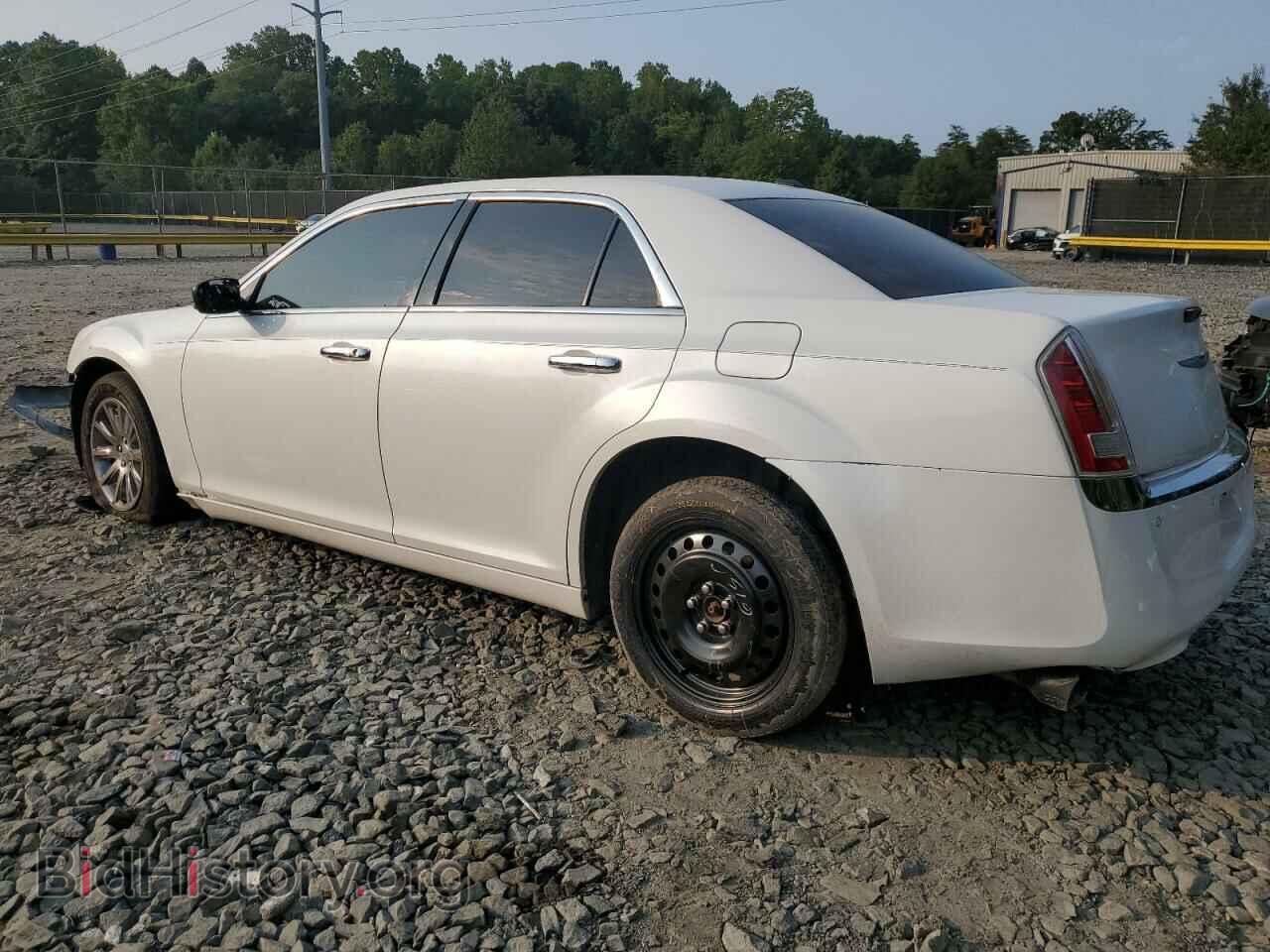 2014 CHRYSLER 300 - VIN: 2C3CCAET8EH347144 - Фото 2