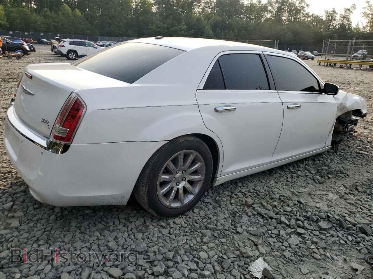 2014 CHRYSLER 300 - VIN: 2C3CCAET8EH347144 - Фото 3