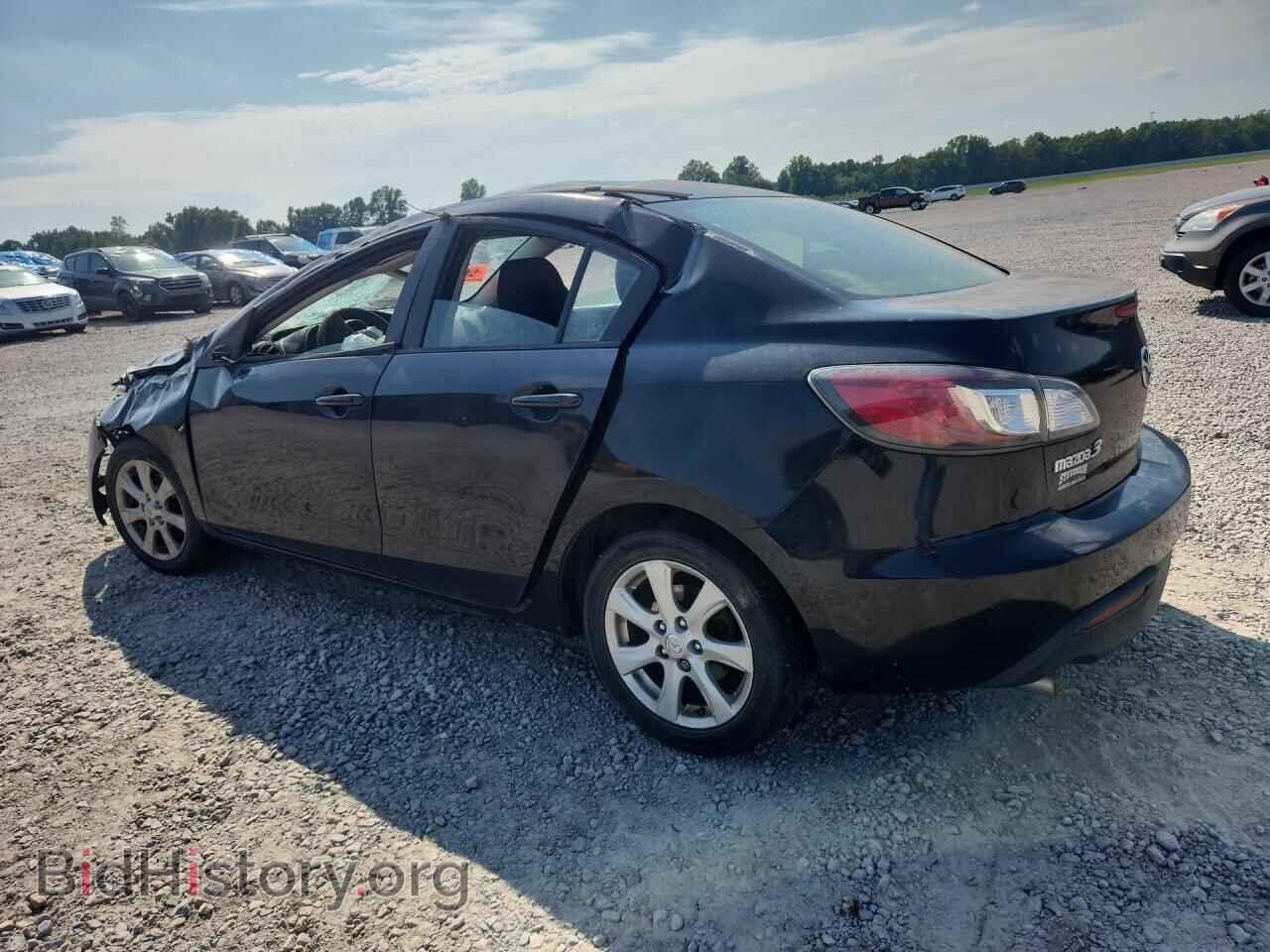2011 MAZDA 3 - VIN: JM1BL1VF3B1496721 - Photo 2