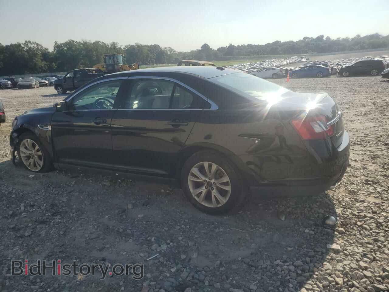 2011 FORD TAURUS - VIN: 1FAHP2EW4BG188447 - Фото 2