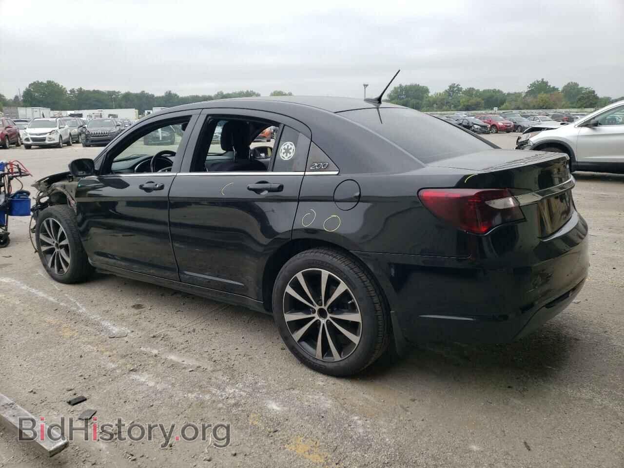 2013 CHRYSLER 200 - VIN: 1C3CCBBB7DN651766 - Фото 2