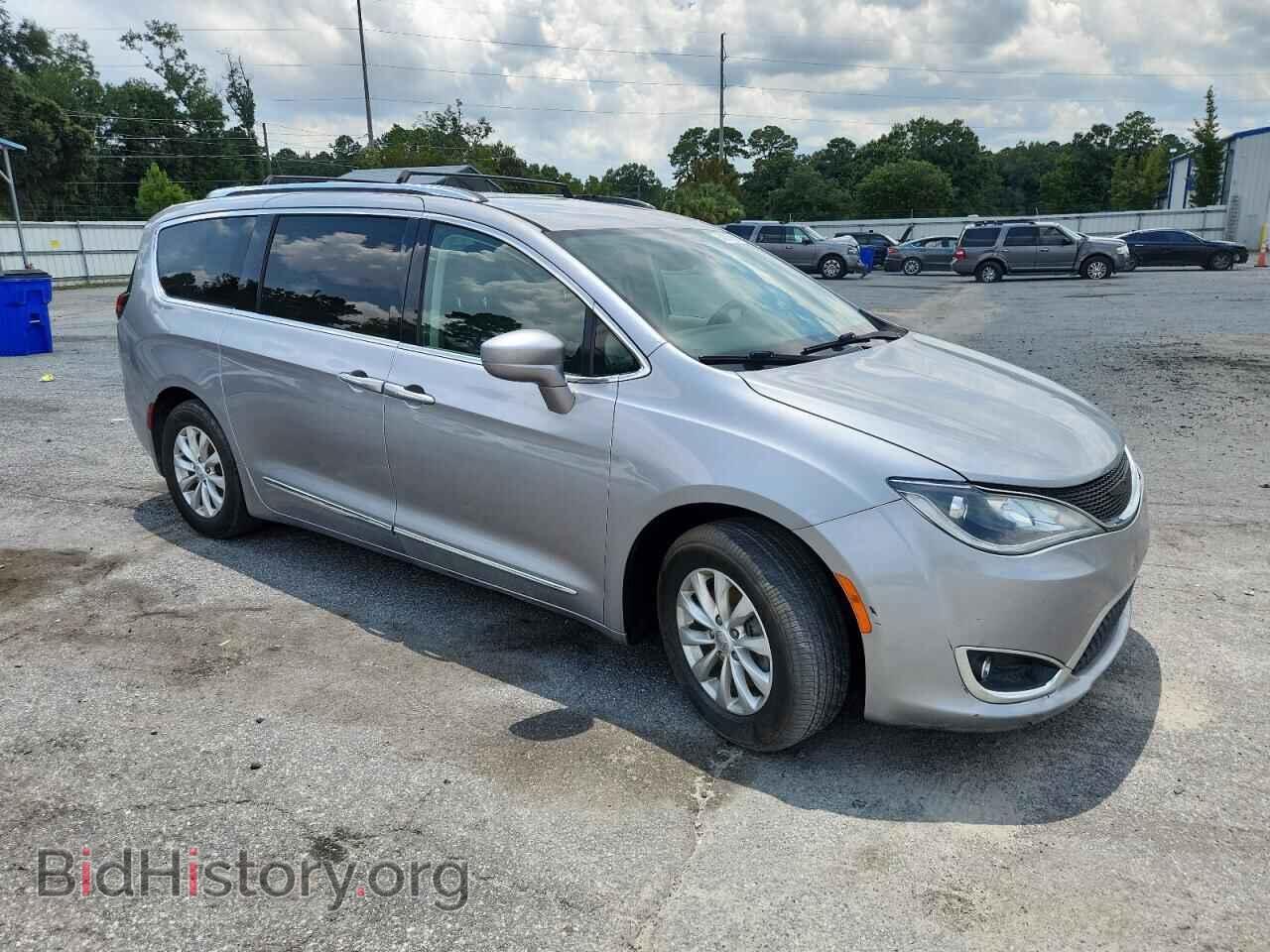 2019 CHRYSLER PACIFICA - VIN: 2C4RC1BG0KR560057 - Фото 4