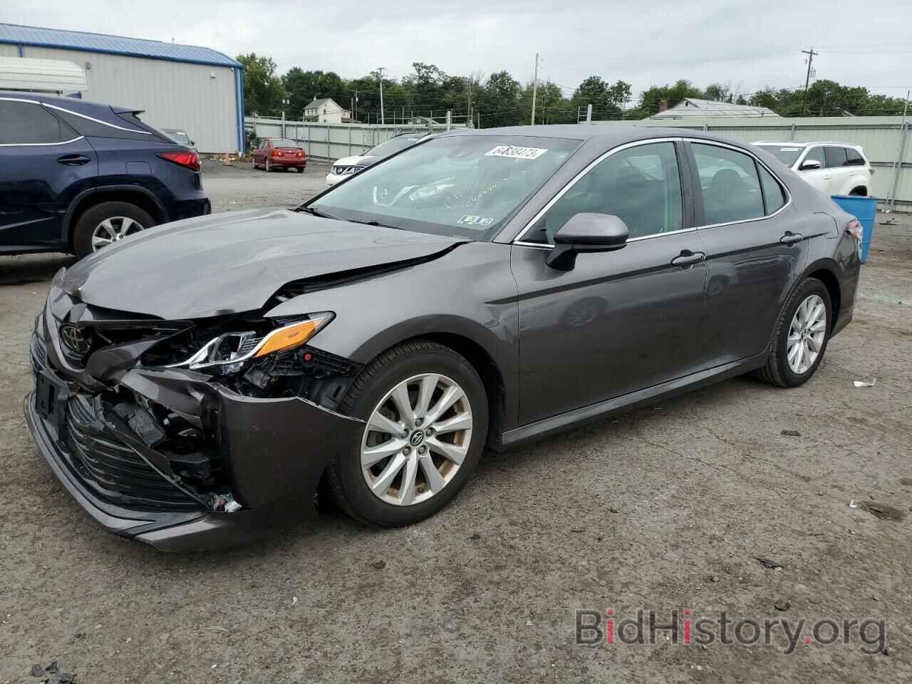 Photo 4T1B11HK5JU055180 - TOYOTA CAMRY 2018