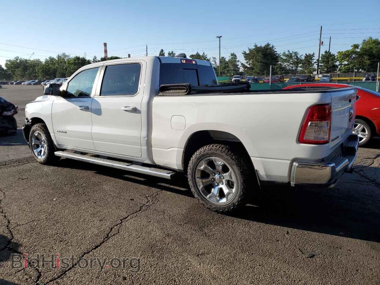 2021 RAM 1500 - VIN: 1C6SRFMT2MN648638 - Фото 2