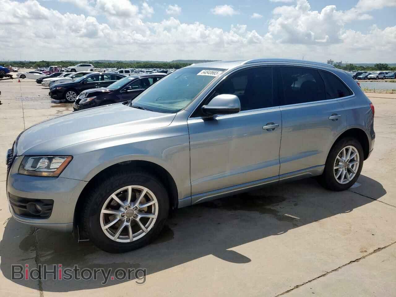 Фотография WA1CFAFP6BA102741 - AUDI Q5 2011