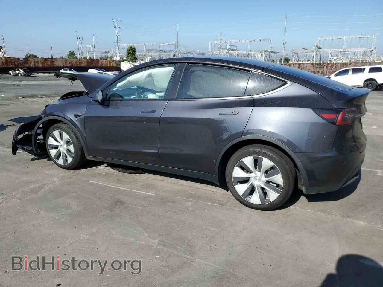 2024 TESLA MODEL Y - VIN: 7SAYGAEE8RF065639 - Photo 2