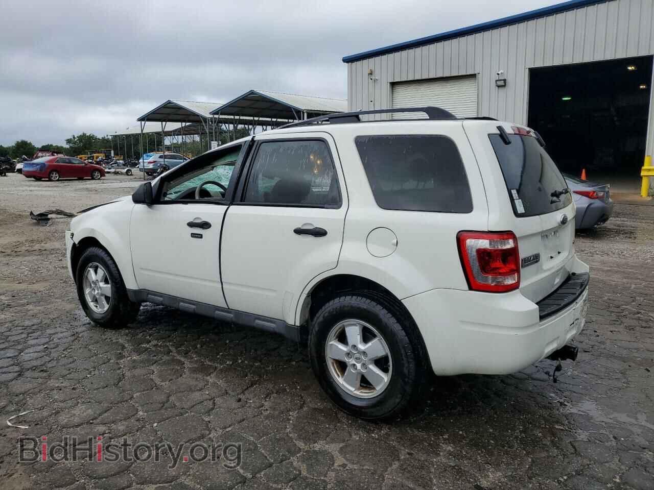 2011 FORD ESCAPE - VIN: 1FMCU9DG4BKA97381 - Фото 2