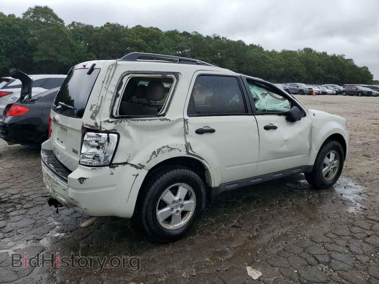 2011 FORD ESCAPE - VIN: 1FMCU9DG4BKA97381 - Фото 3