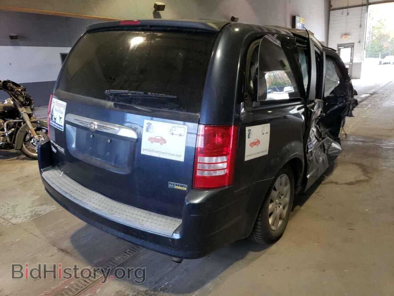 2008 CHRYSLER MINIVAN - VIN: 2A8HR44H28R697293 - Фото 4