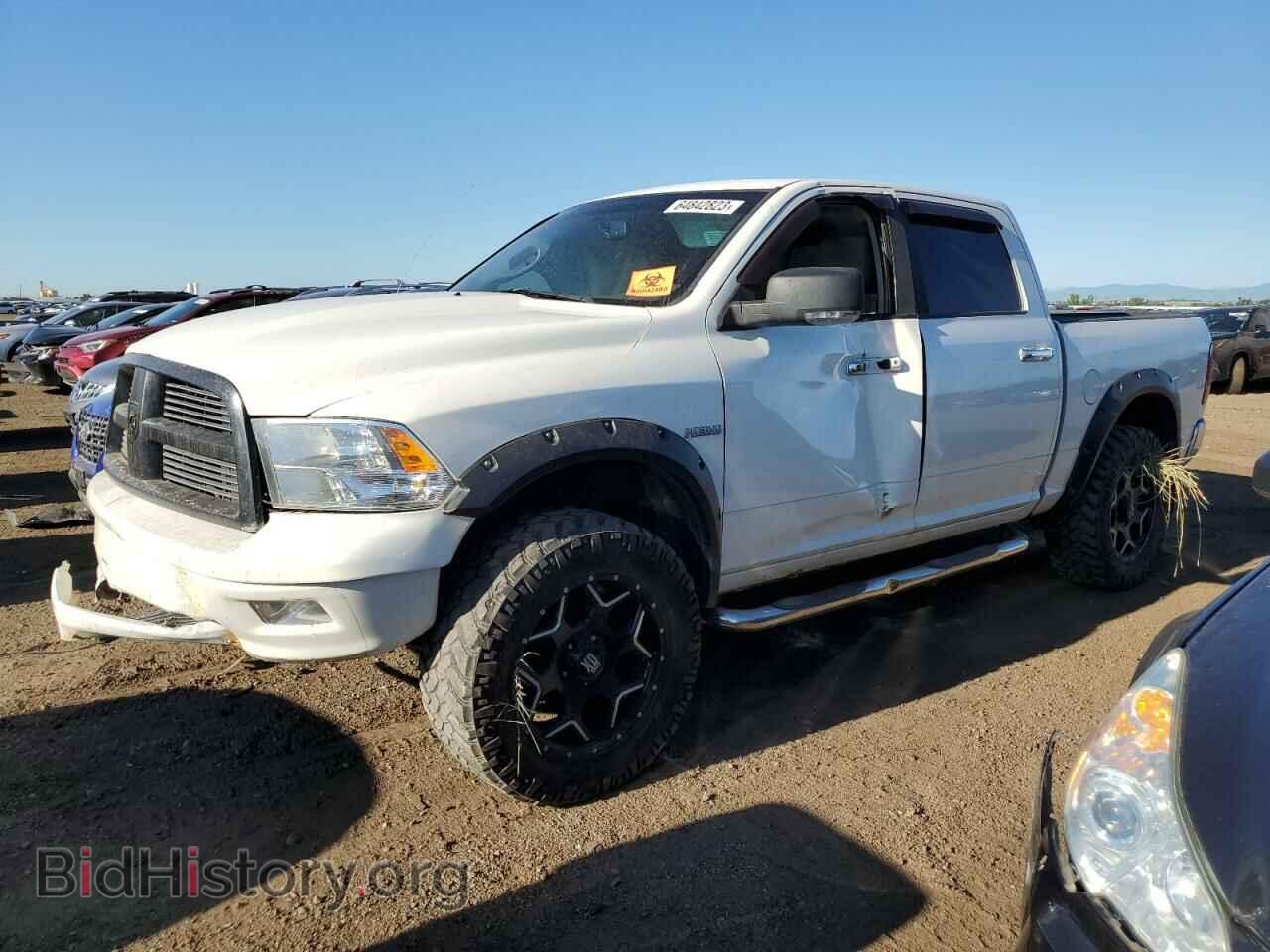 Photo 1D3HV13T99S814611 - DODGE All Models 2009