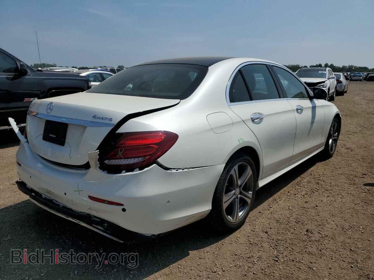 2017 MERCEDES-BENZ E-CLASS - VIN: WDDZF4KB5HA184309 - Фото 3