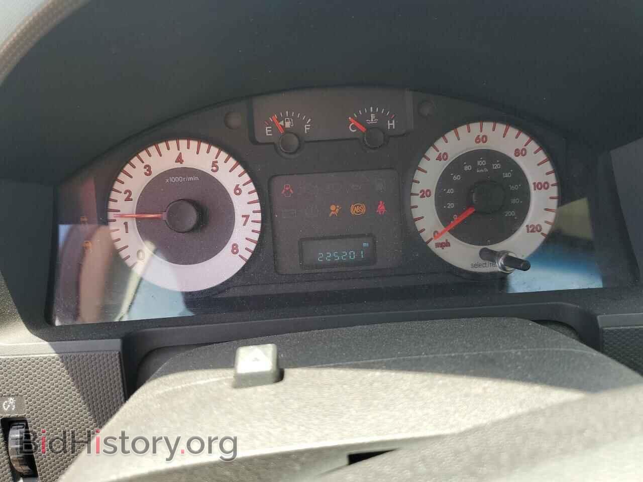 2011 MAZDA TRIBUTE - VIN: 4F2CY0C75BKM00710 - Фото 9