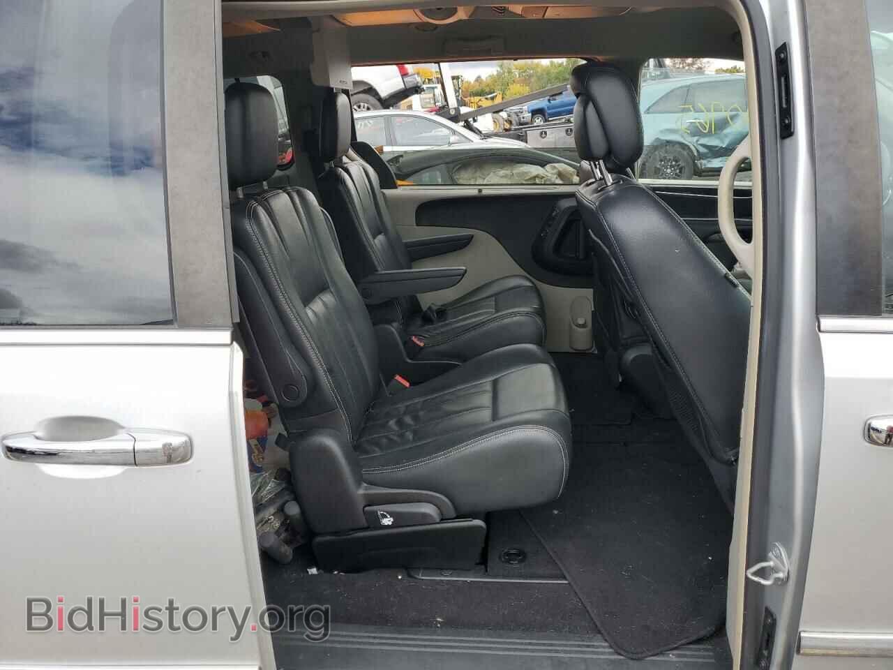 2011 CHRYSLER MINIVAN - VIN: 2A4RR8DG0BR745997 - Photo 6