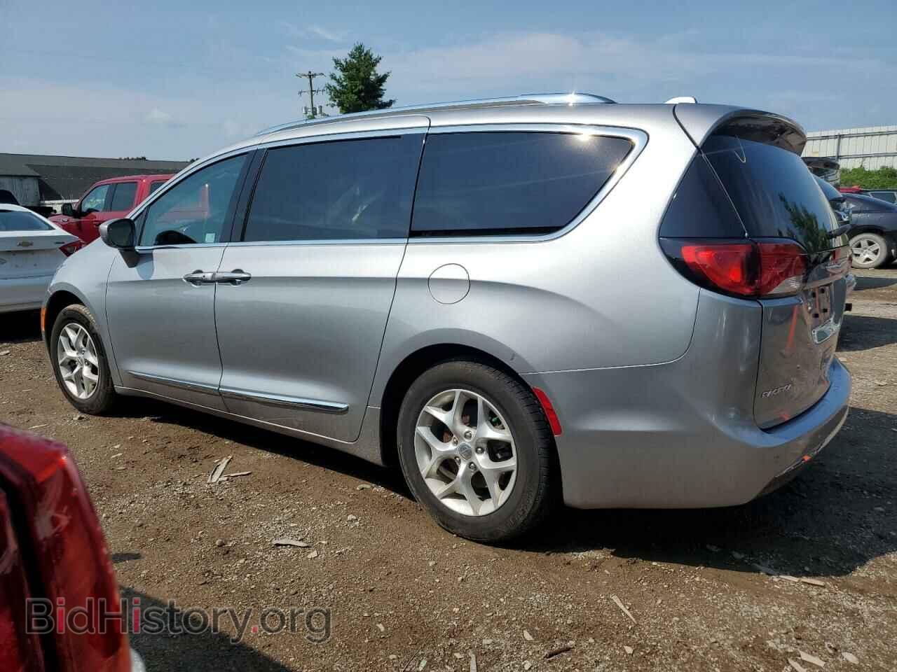 2017 CHRYSLER PACIFICA - VIN: 2C4RC1EG6HR757769 - Фото 2