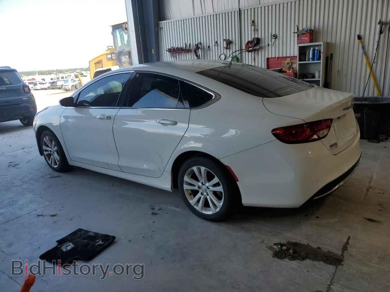 2016 CHRYSLER 200 - VIN: 1C3CCCAB1GN144082 - Фото 2