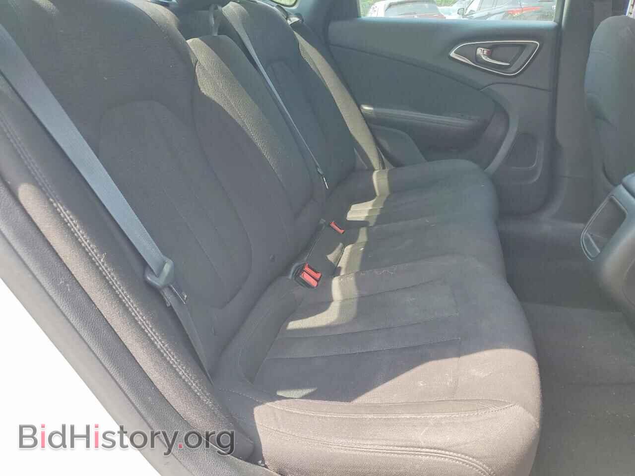 2015 CHRYSLER 200 - VIN: 1C3CCCAB2FN608723 - Фото 10