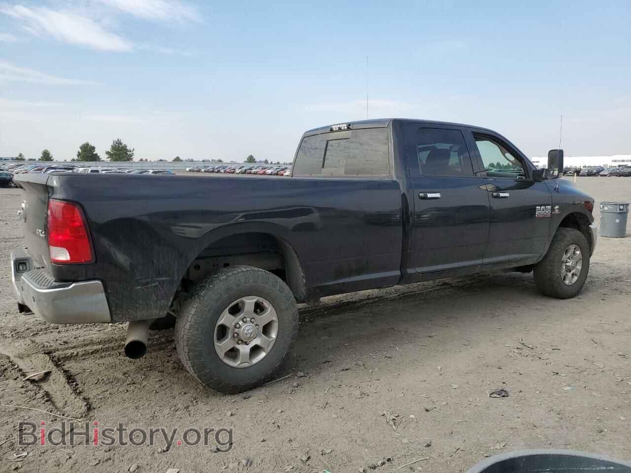 2017 RAM All Models - VIN: 3C6UR5JL9HG712051 - Photo 3