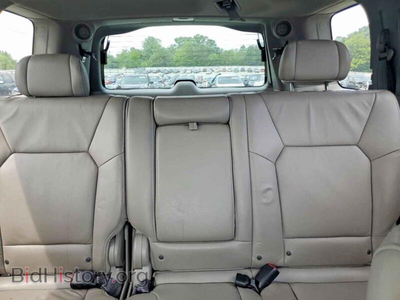 2010 Honda PILOT (VIN 5FNYF3H99AB002323) — фото 10 из 15