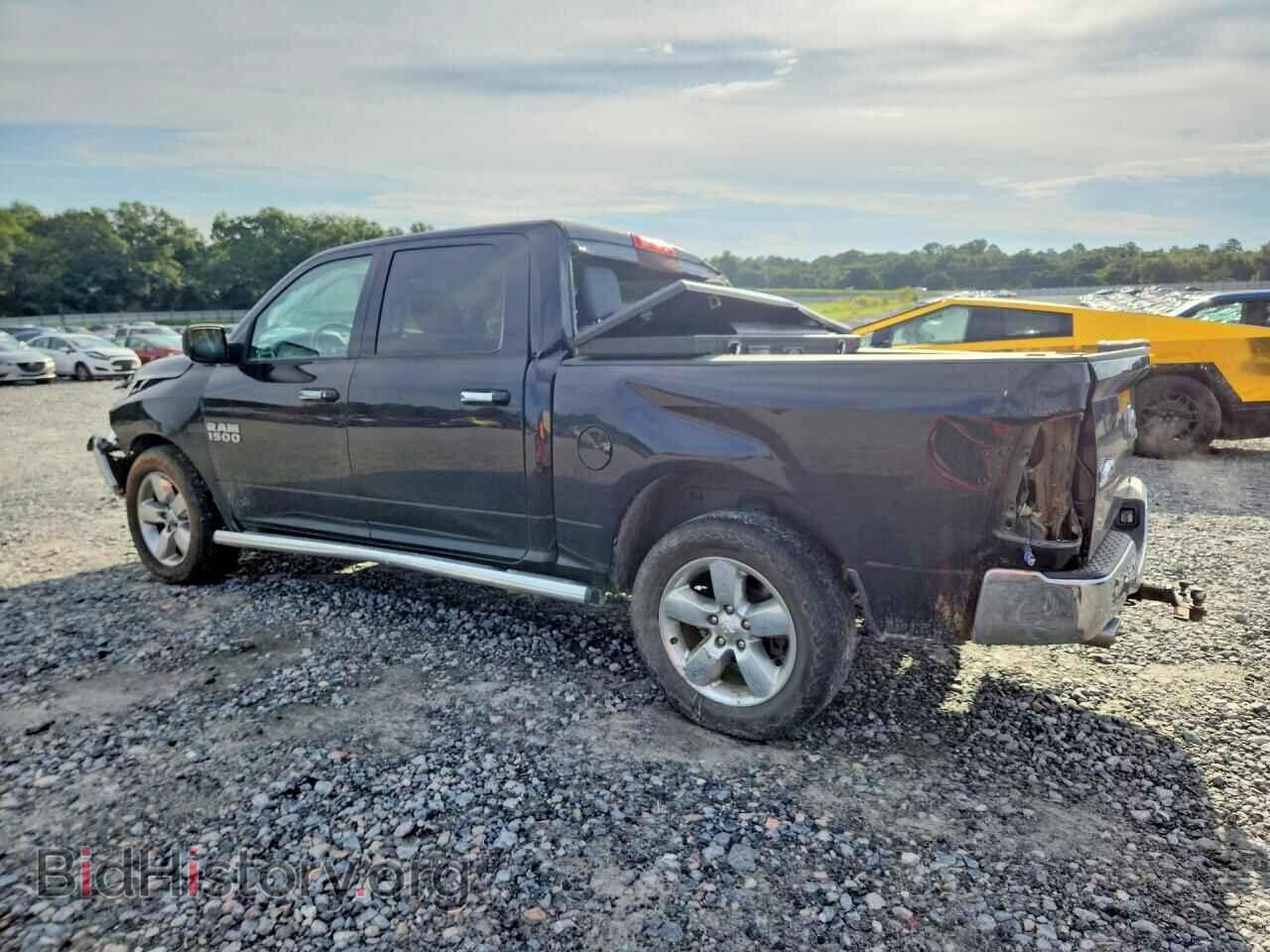 2017 RAM 1500 - VIN: 3C6RR7LT2HG665752 - Photo 2
