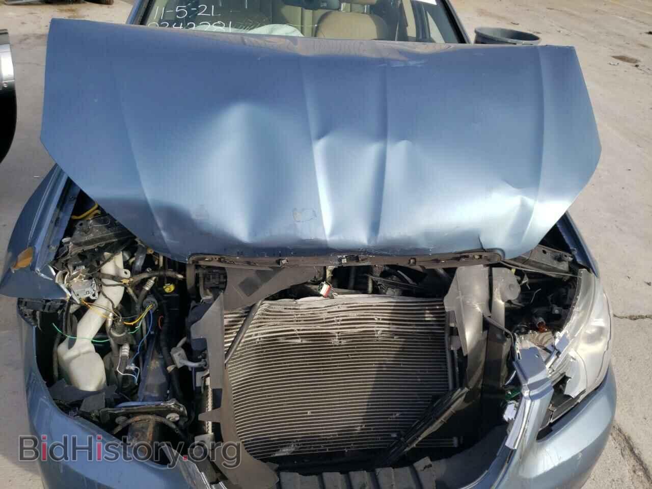 2011 CHRYSLER 200 - VIN: 1C3BC2FB5BN600124 - Фото 7