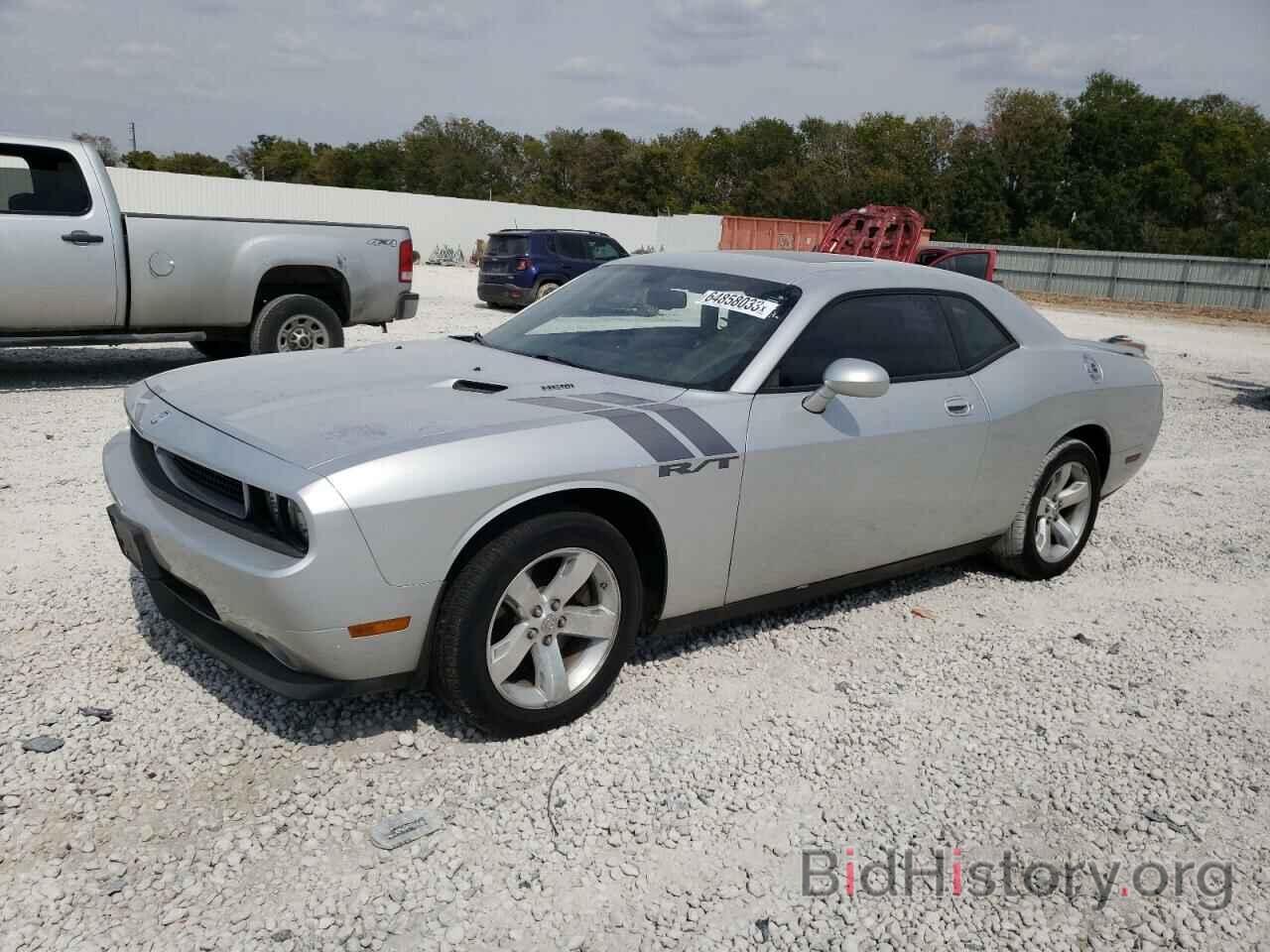 Photo 2B3LJ54T19H506149 - DODGE CHALLENGER 2009