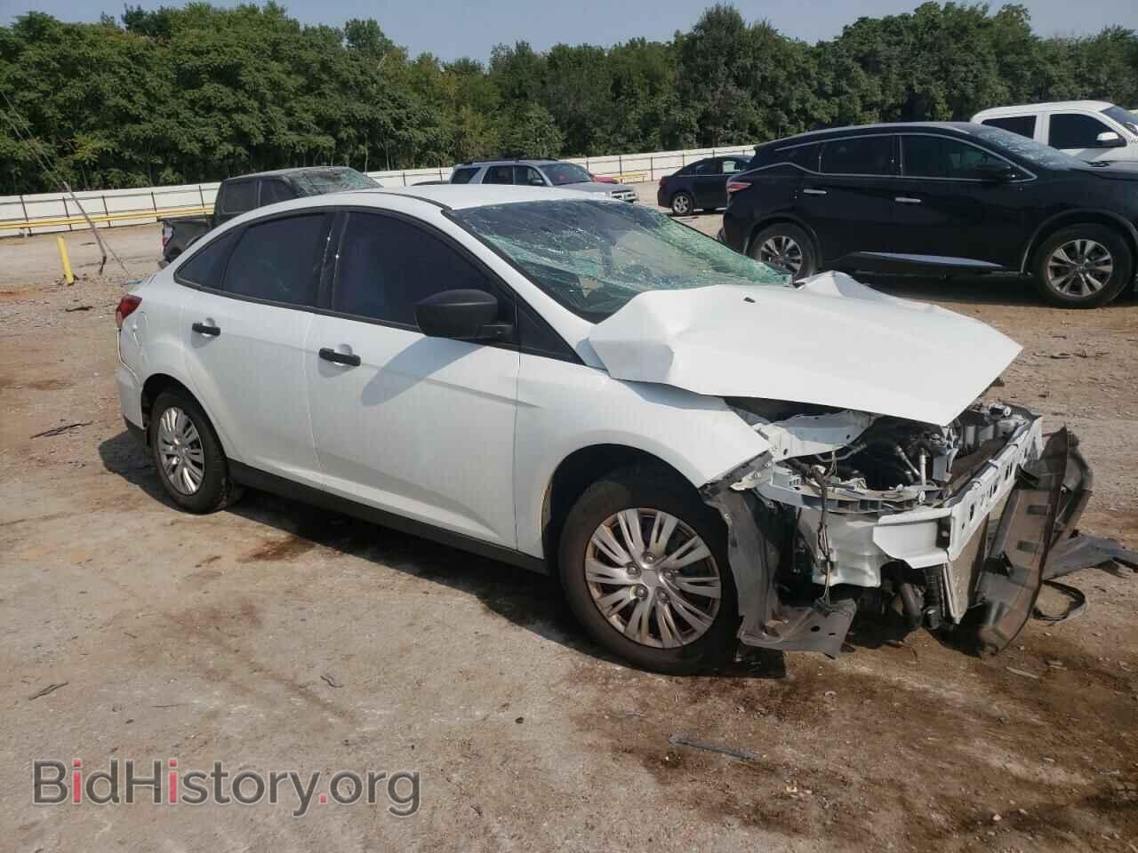 2017 FORD FOCUS - VIN: 1FADP3E25HL307883 - Photo 4