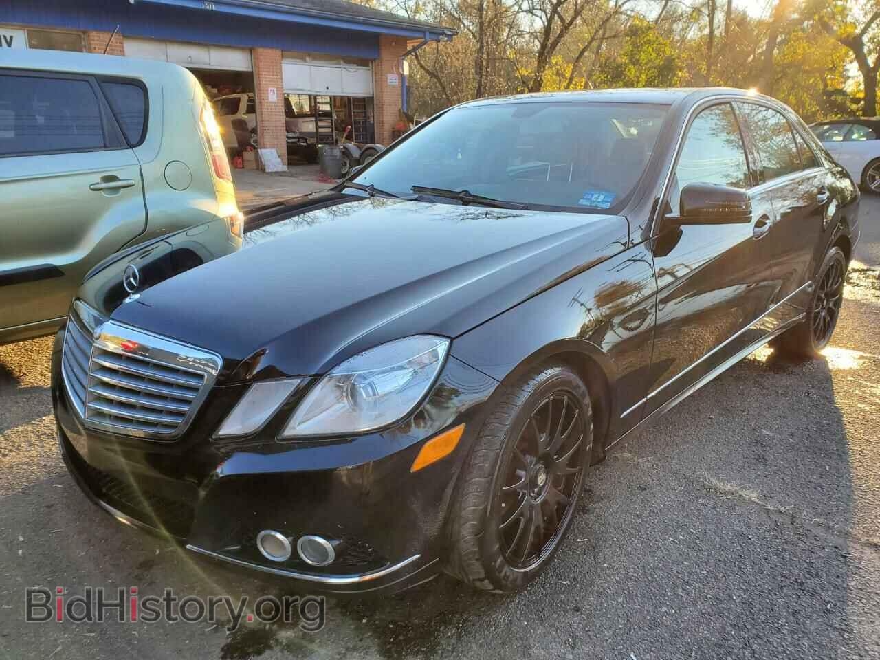 2011 MERCEDES-BENZ E-CLASS - VIN: WDDHF8HB9BA289727 - Photo 2