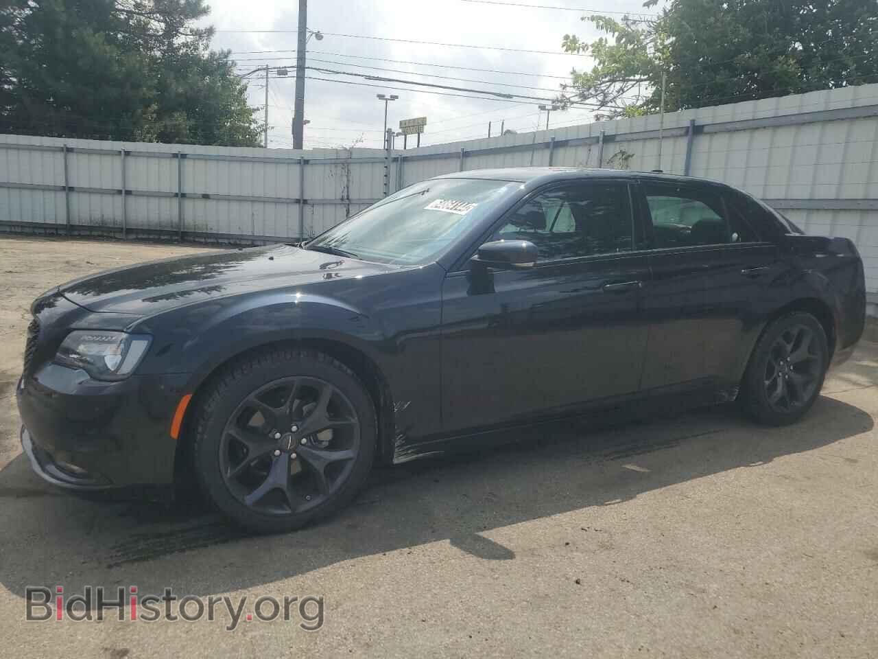 Фотография 2C3CCABG1PH509478 - CHRYSLER 300 2023