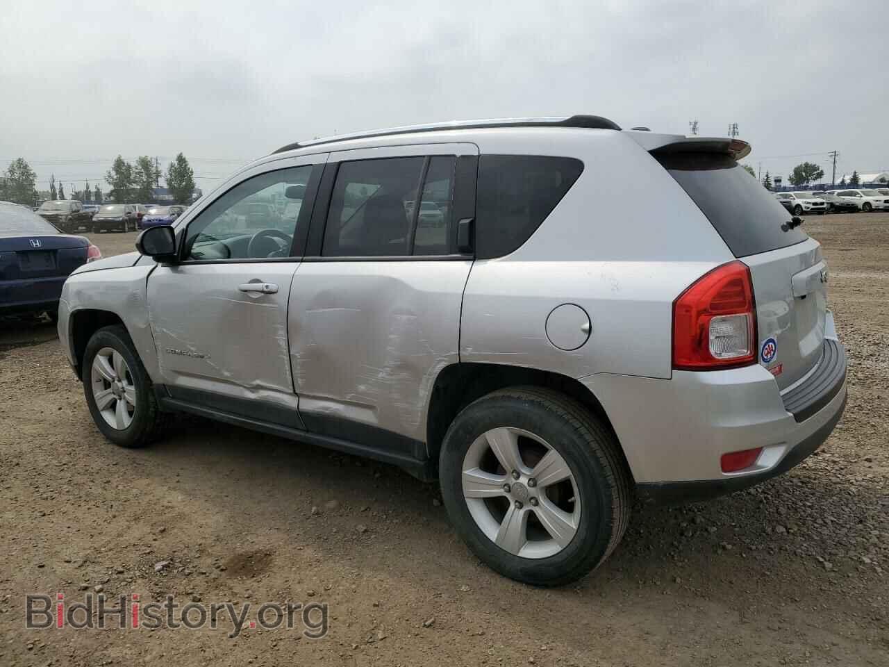 2011 JEEP COMPASS - VIN: 1J4NT4FB9BD260321 - Photo 2