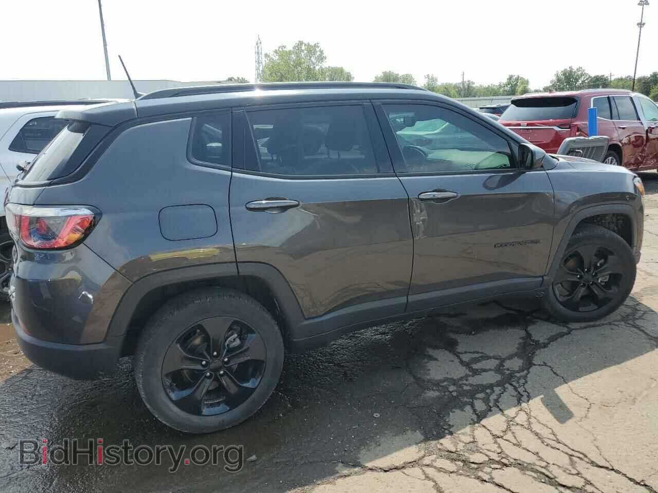 2018 JEEP COMPASS - VIN: 3C4NJDBB0JT401044 - Фото 3