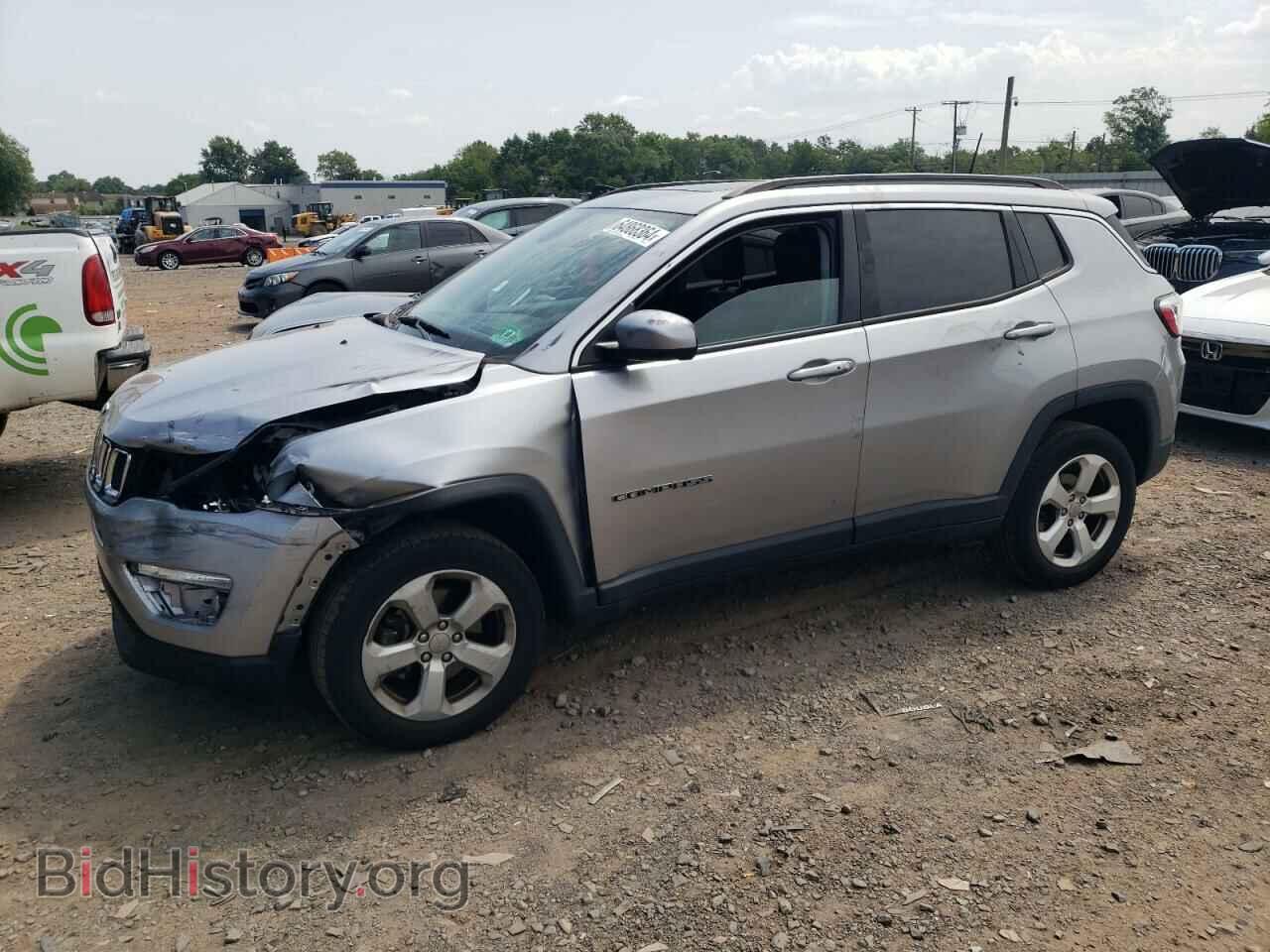 Фотография 3C4NJDBB6JT454864 - JEEP COMPASS 2018