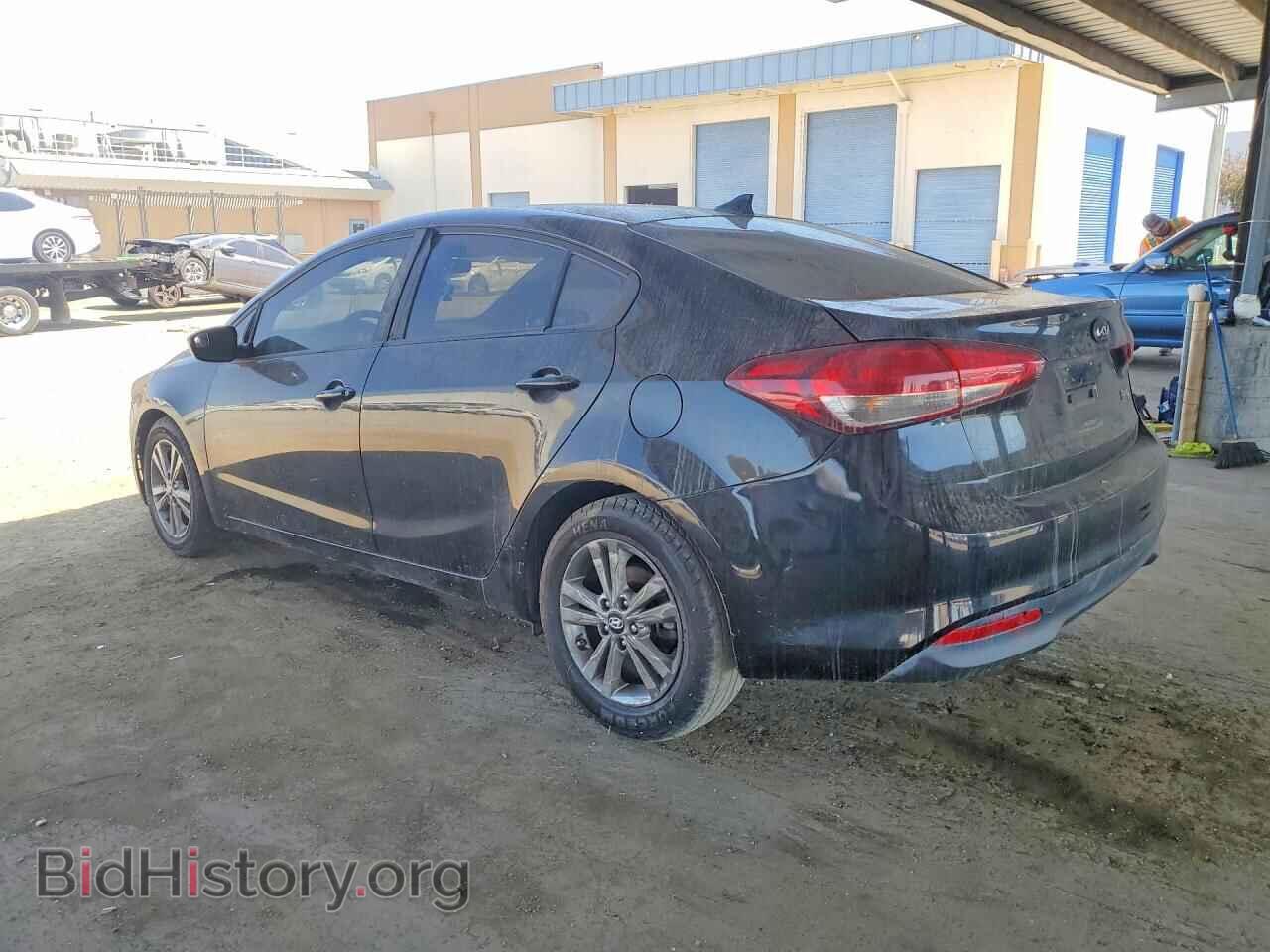 2018 KIA FORTE - VIN: 3KPFK4A75JE224123 - Фото 2