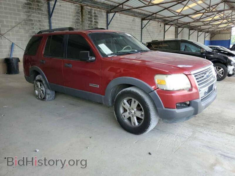 2006 Ford EXPLORER (VIN 1FMEU63E86UA37914) — photo 4 of 13