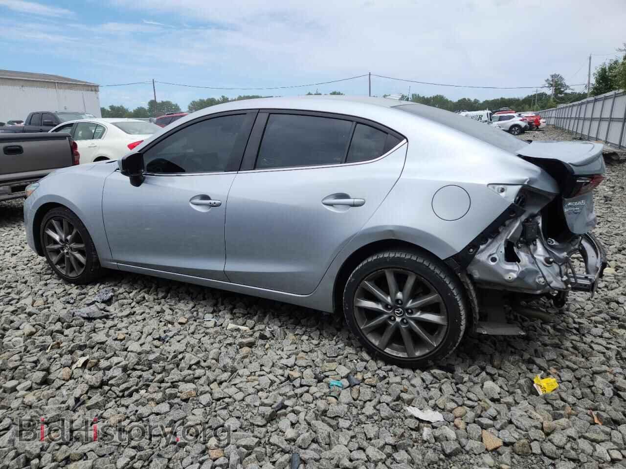 2018 MAZDA 3 - VIN: 3MZBN1V3XJM249100 - Фото 2