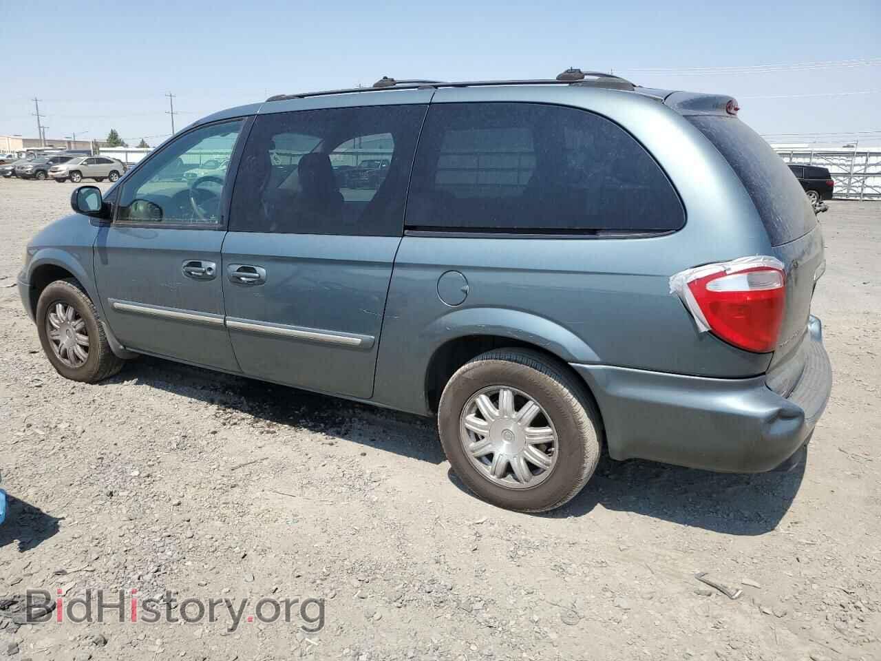 2006 CHRYSLER MINIVAN - VIN: 2A8GP54L06R667203 - Фото 2
