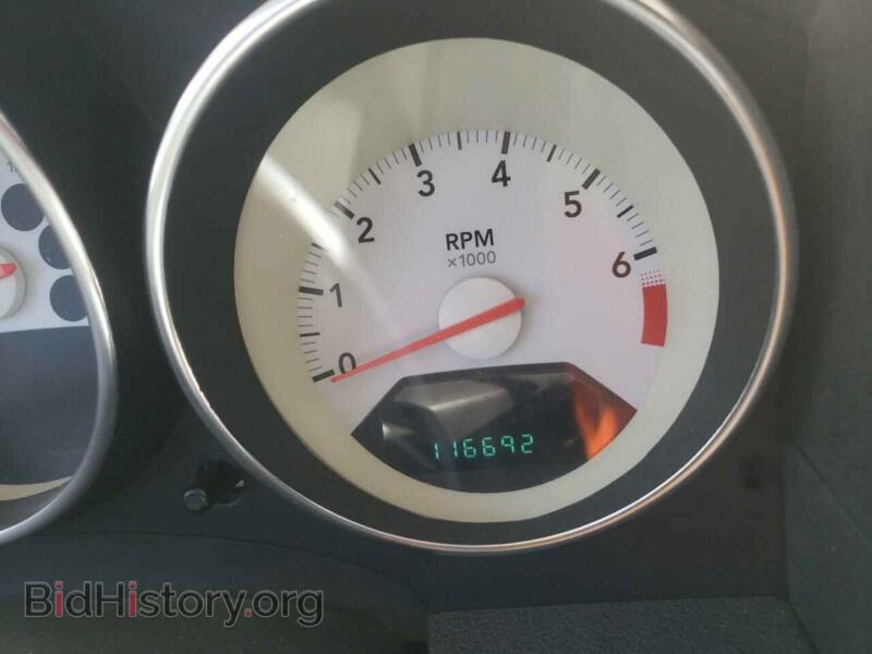 2008 Dodge CALIBER (VIN 1B3HB48B88D724437) — фото 8 из 10