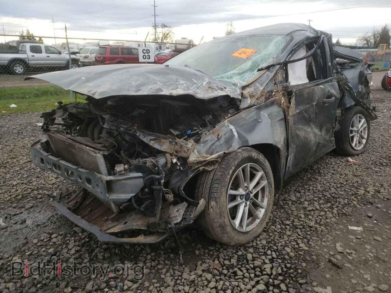 2017 FORD FOCUS - VIN: 1FADP3F26HL231721 - Photo 2