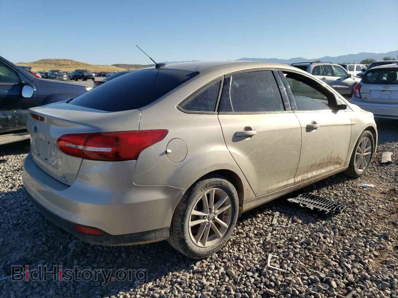 2018 FORD FOCUS - VIN: 1FADP3FE0JL218446 - Фото 3