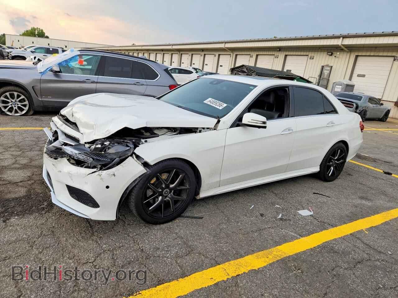 Photo WDDHF5KB1EB003732 - MERCEDES-BENZ E-CLASS 2014
