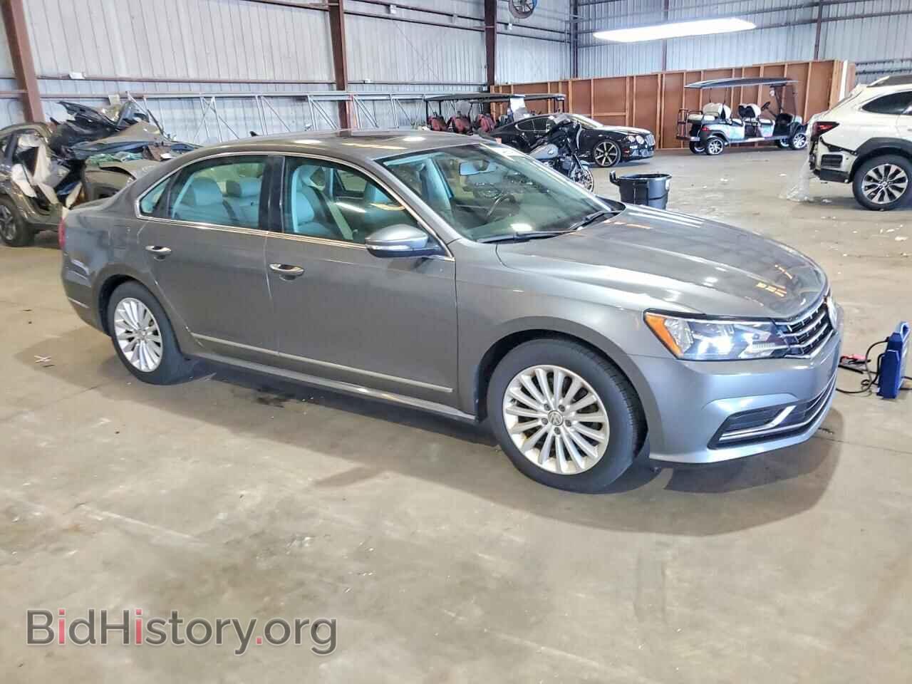 2017 VOLKSWAGEN PASSAT - VIN: 1VWBT7A35HC007776 - Photo 4