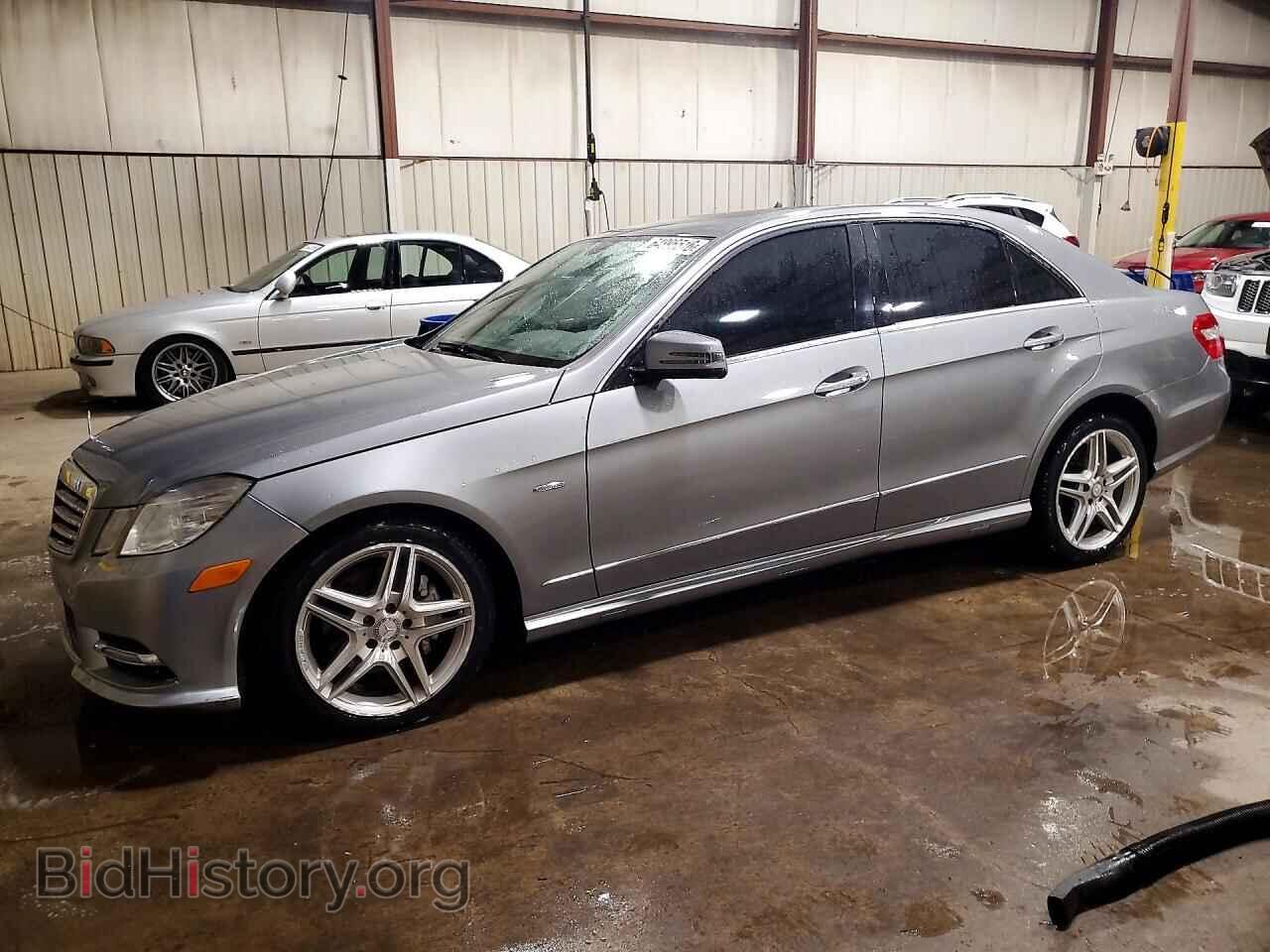 Photo WDDHF8JB9CA559759 - MERCEDES-BENZ E-CLASS 2012