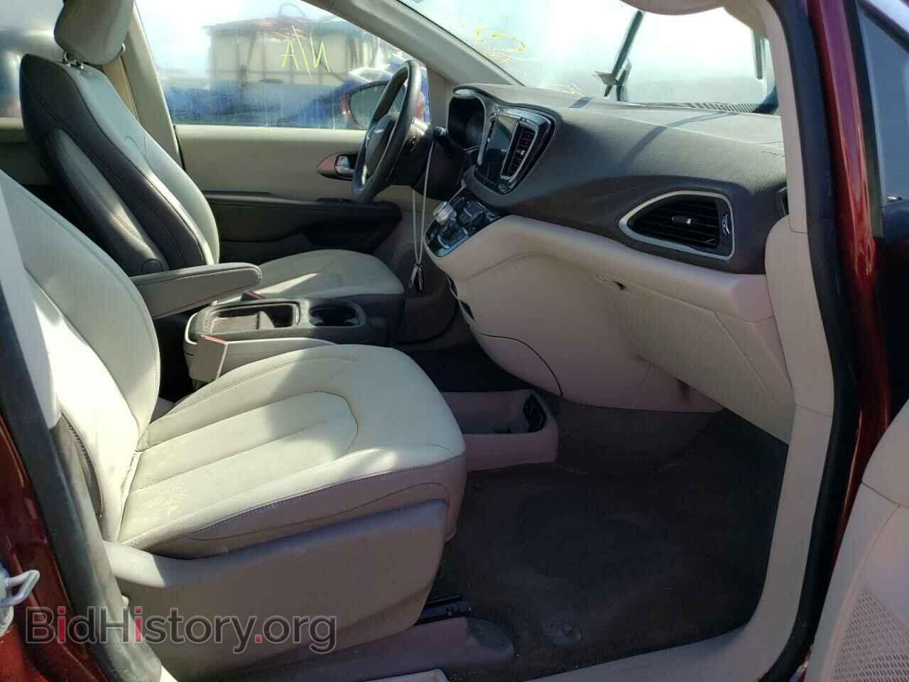 2017 CHRYSLER PACIFICA - VIN: 2C4RC1BGXHR520481 - Photo 5