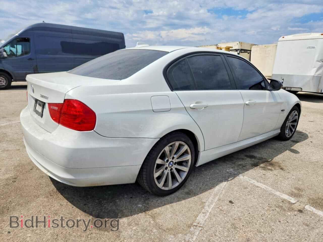2011 BMW 3 SERIES - VIN: WBAPH5G59BNN59023 - Фото 3