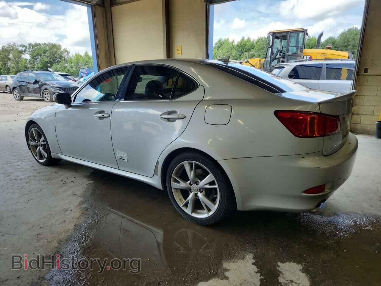 2010 LEXUS IS - VIN: JTHBF5C23A5117950 - Photo 2