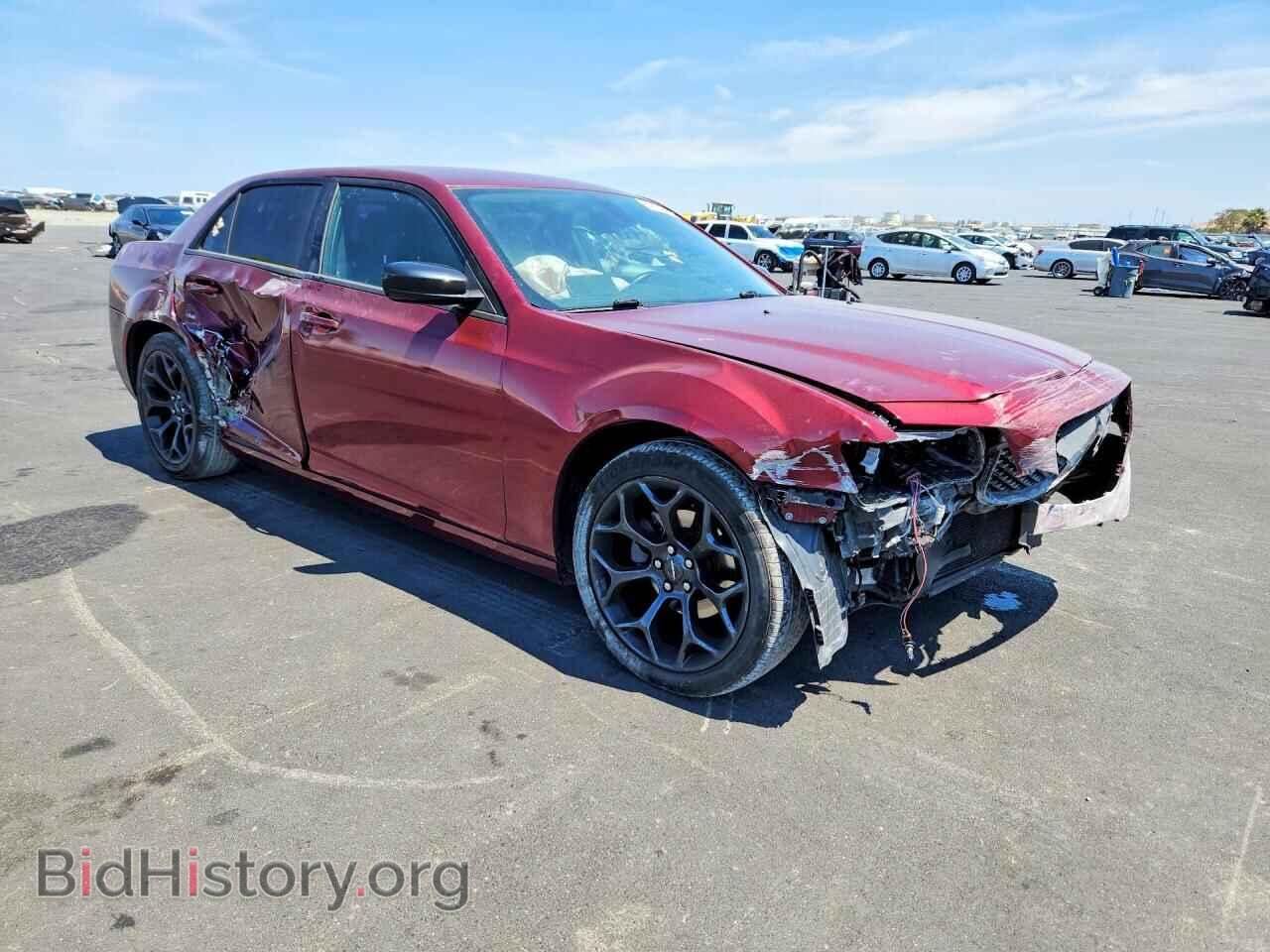 2019 CHRYSLER 300 - VIN: 2C3CCAAG1KH682993 - Фото 4
